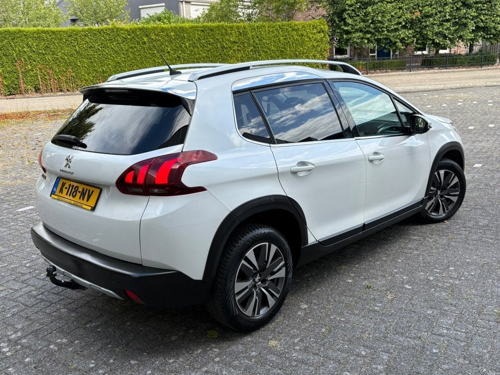 Foto 7 van Peugeot 2008 1.2 PureTech Allure Distributie V.V AUTOMAAT Xe