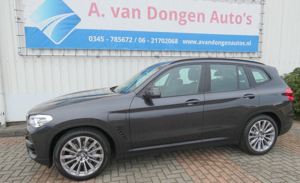 Bmw X3 XDRIVE30E HIGH EXECUTIVE,ACC,Memory,360.Head UP, Automaat, 1998 cc, Gebruikt, 2000 kg