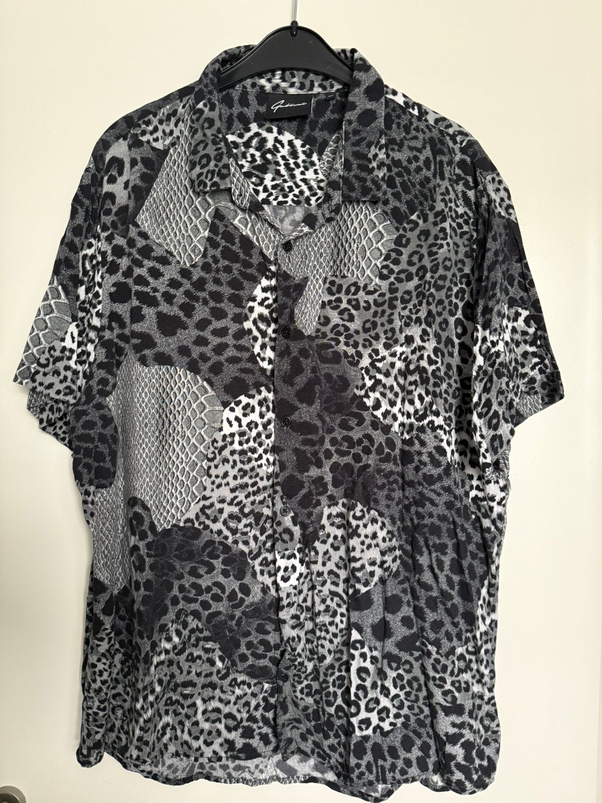 Zwart grijs heren hemd van Gabini. Mt.XL., Zwart, Ophalen of Verzenden, Zo goed als nieuw, Halswijdte 43/44 (XL)