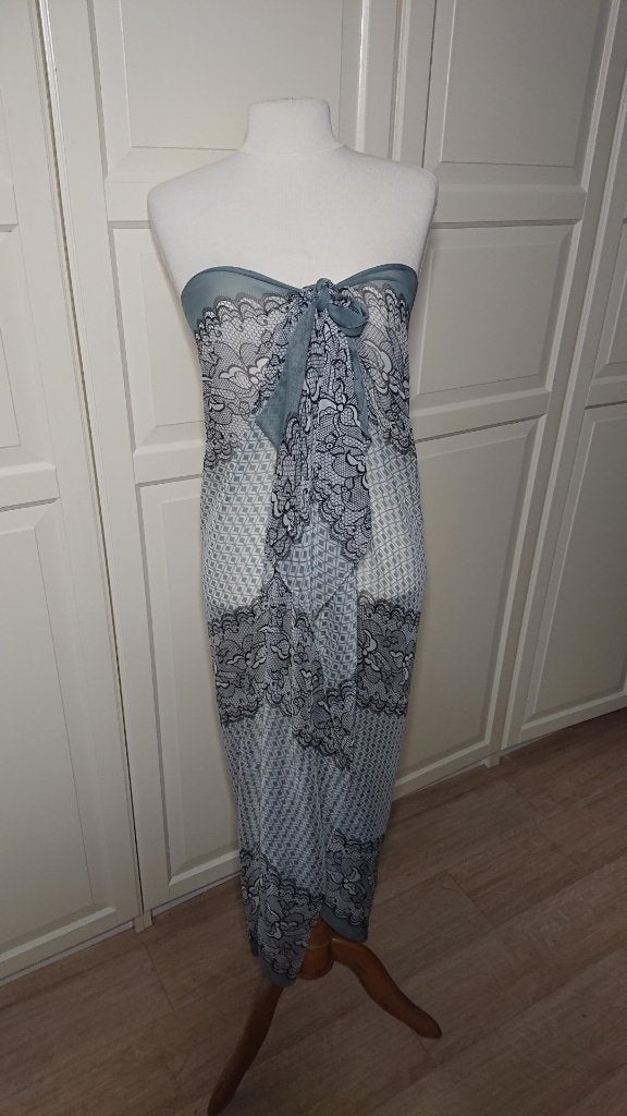 Diverse pareo sarong sauna omslagdoek extra breed grijs, Kleding | Dames, Ophalen of Verzenden, Zo goed als nieuw, Grijs, Overige typen