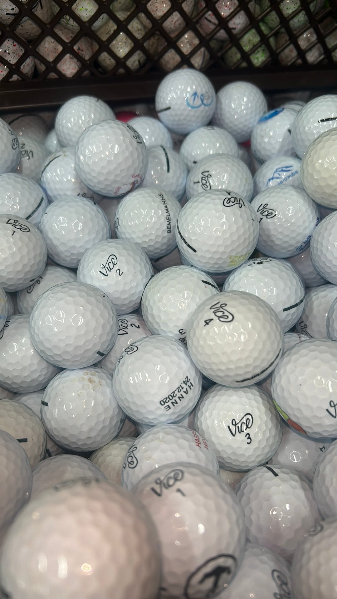 Vice tour/drive golfballen AAAA kwaliteit 50 stuks, Sport en Fitness, Golf, Ophalen of Verzenden, Zo goed als nieuw, Bal(len)