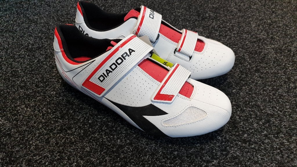 Diadora Phantom 2 Fietsschoenen Maat 42 Nieuw!, Ophalen, Nieuw, Overige maten, Schoenen