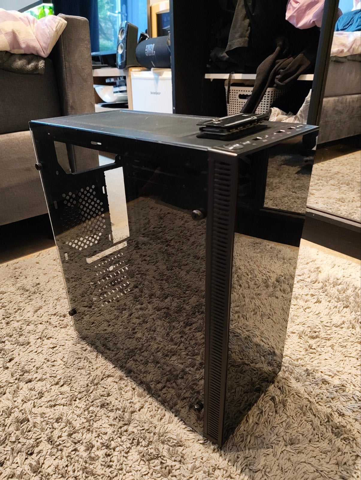 Antec pc Case with fans, Computers en Software, Computerbehuizingen, Ophalen of Verzenden, Zo goed als nieuw