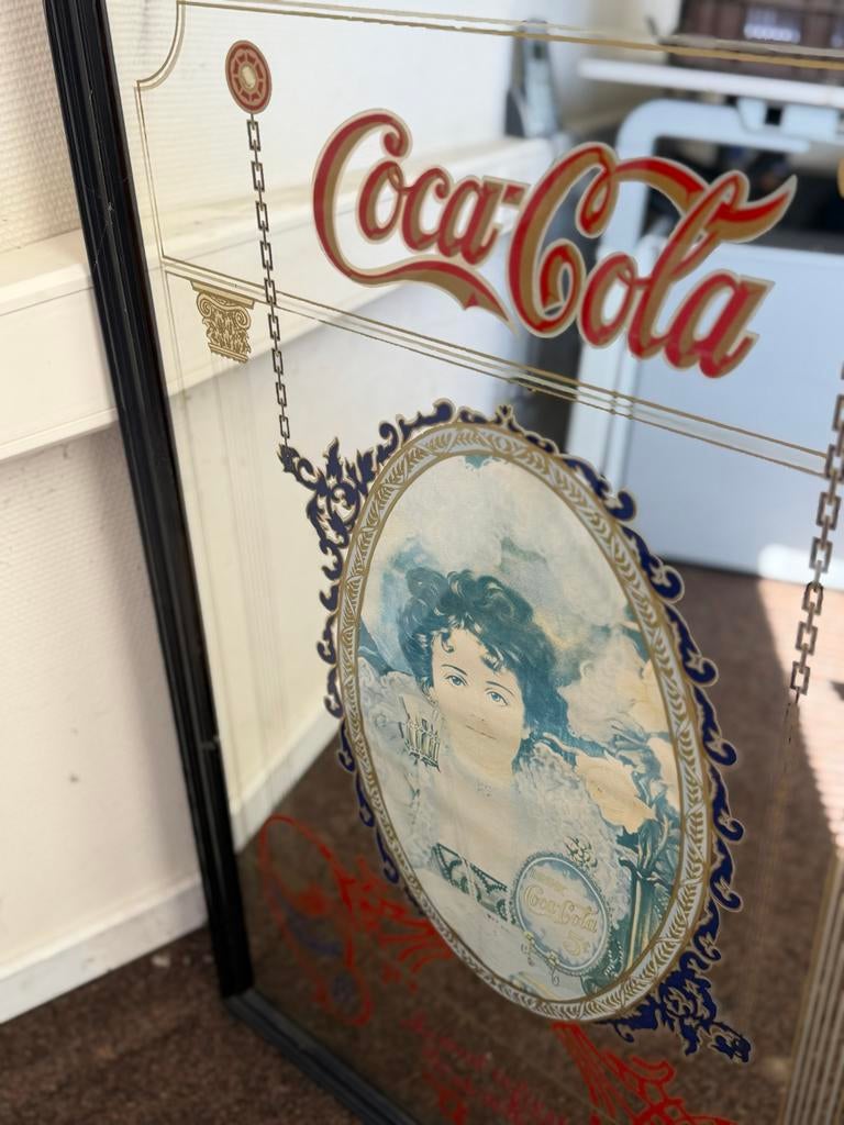Vintage Coca-Cola spiegel met klassieke dame, Ophalen, Rechthoekig, 50 tot 100 cm