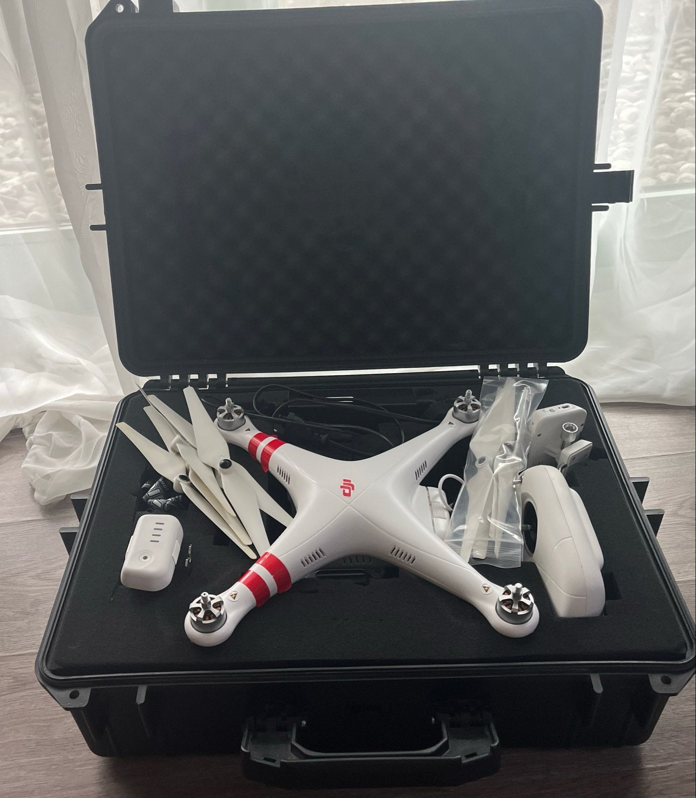 DJI Phantom 3 drone met extra adapter en koffer, Audio, Tv en Foto, Drones, Gebruikt, Cameradrone, 100 tot 1000 meter, Gimbal (camerastabilisatie)