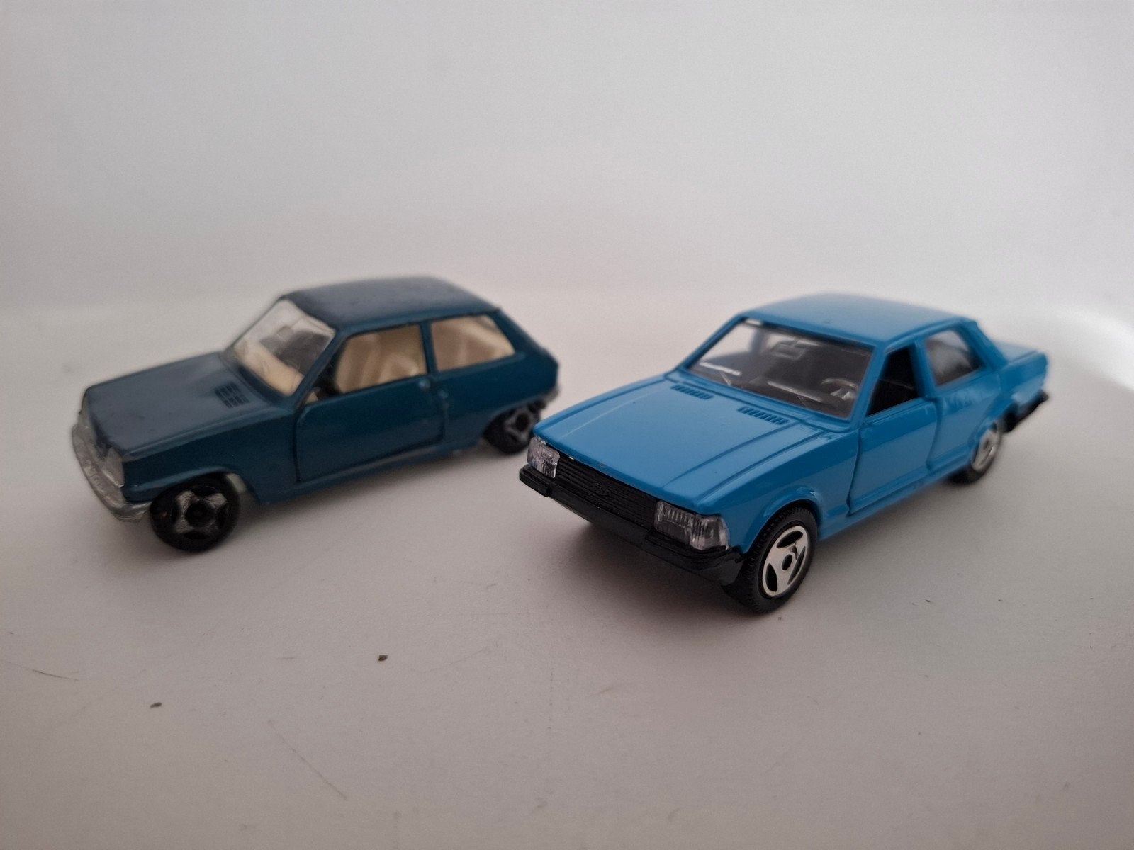 Politoys Mebetoys Hot Wheels Ford Granada Renault 5 1:43, Hobby en Vrije tijd, Ophalen of Verzenden, Gebruikt, Auto