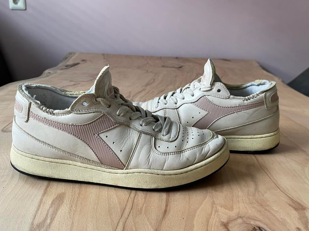 Diadora Heritage Mi Basket Row Cut roze 42, Kleding | Dames, Schoenen, Wit, Ophalen of Verzenden, Sneakers of Gympen, Gedragen