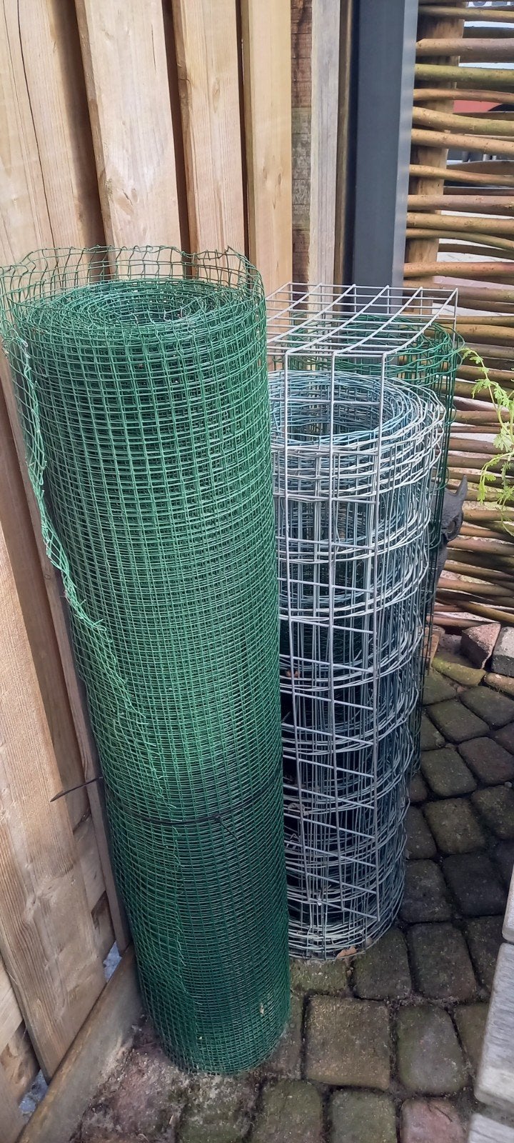 Diverse rollen gaas in 1 koop, Tuin en Terras, Gaas en Draad, Ophalen, Gebruikt, Gaas