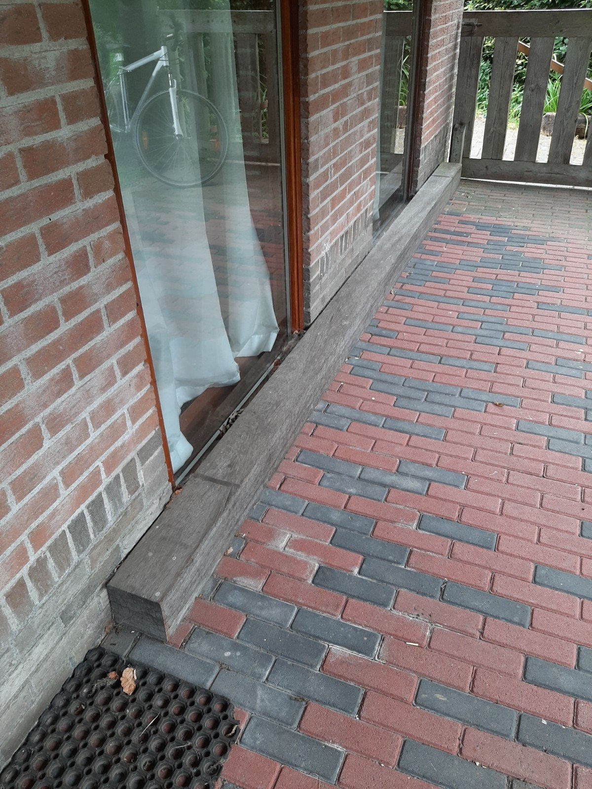 Te koop hardhouten Azobe balk 4 meter, Ophalen, Zo goed als nieuw, Balk, Overige houtsoorten