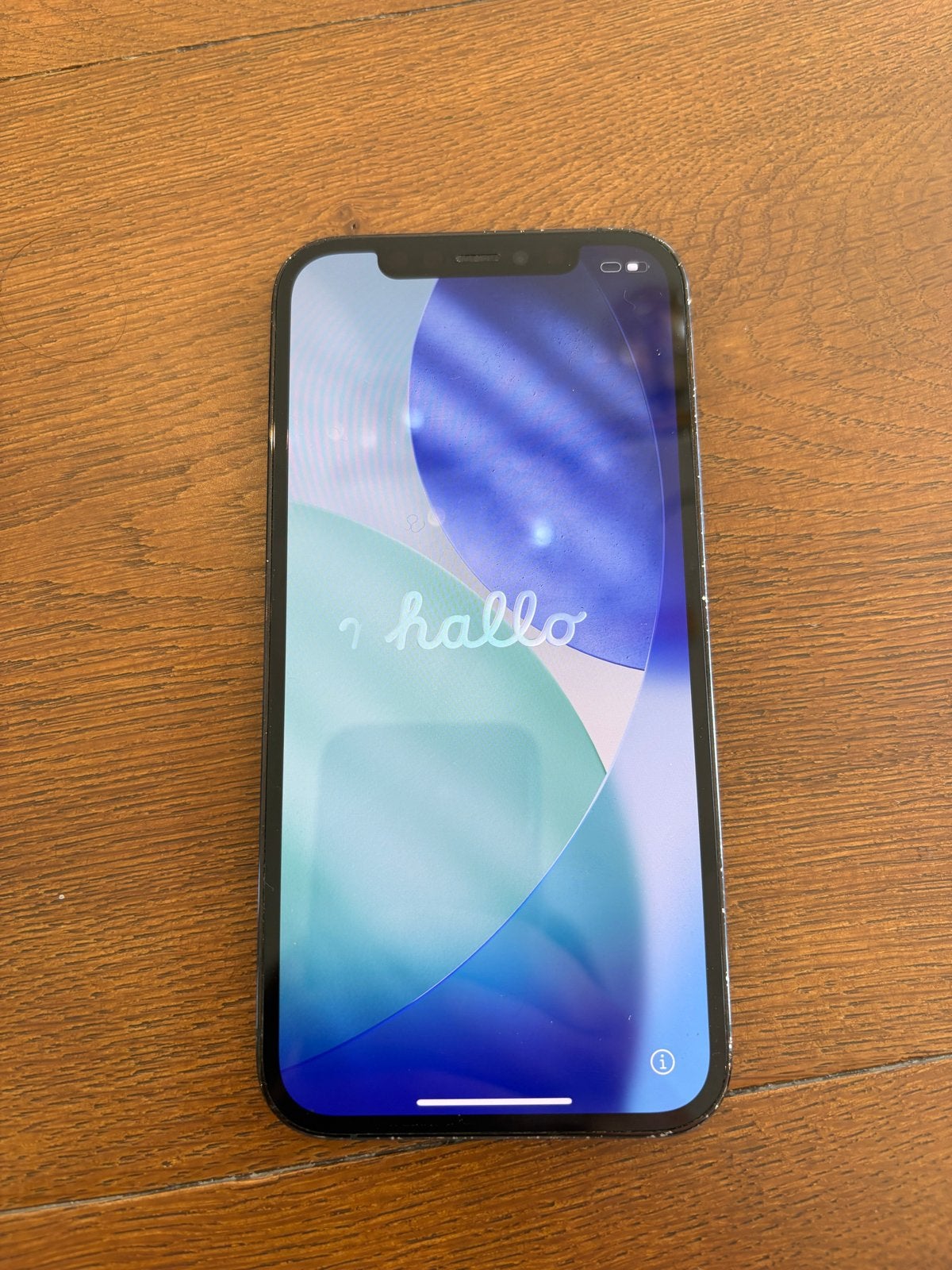Foto 2 van iPhone 12 Pro 128GB Blauw - Zo goed als nieuw