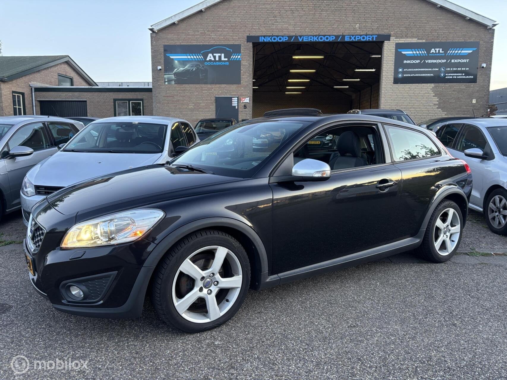 Zeer Nette Volvo C30 1.6 D2 R-Design ! Dakje, Auto's, Voorwielaandrijving, 28 km/l, Gebruikt, 4 cilinders