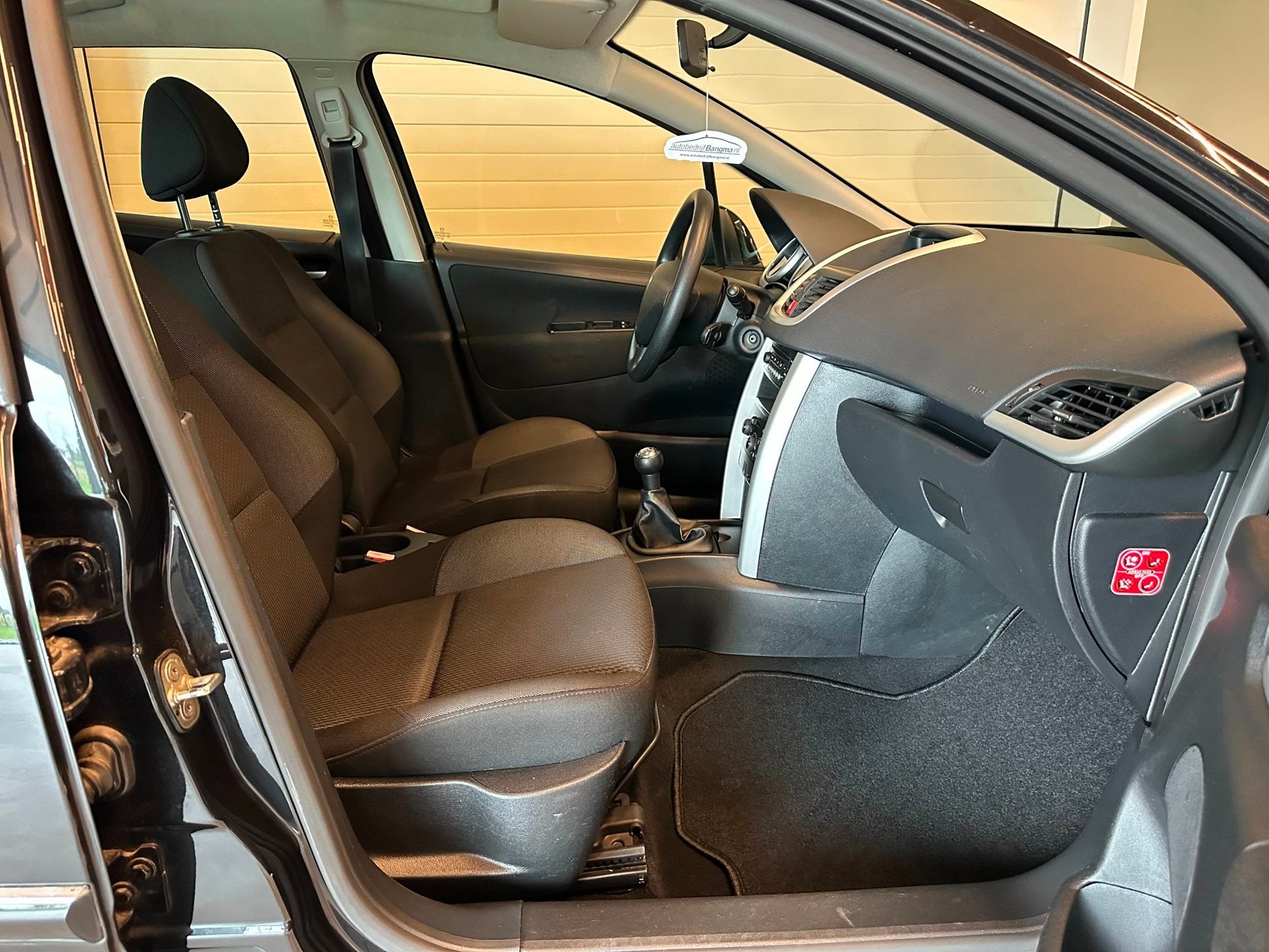 Peugeot 207 SW 1.4 VTi ACCESS-uitv|AIRCO|CRUISECONTROL|ISOFI, Auto's, Voorwielaandrijving, Euro 5, Stof, Gebruikt
