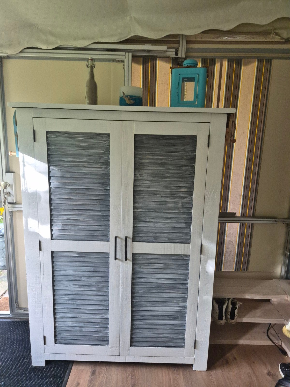 kast met Louvre deuren, Huis en Inrichting, Ophalen, Gebruikt
