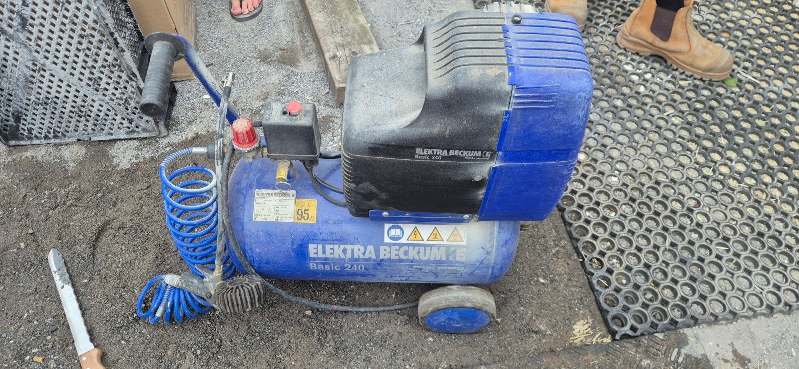Compressor, Ophalen of Verzenden, Gebruikt, Minder dan 200 liter/min