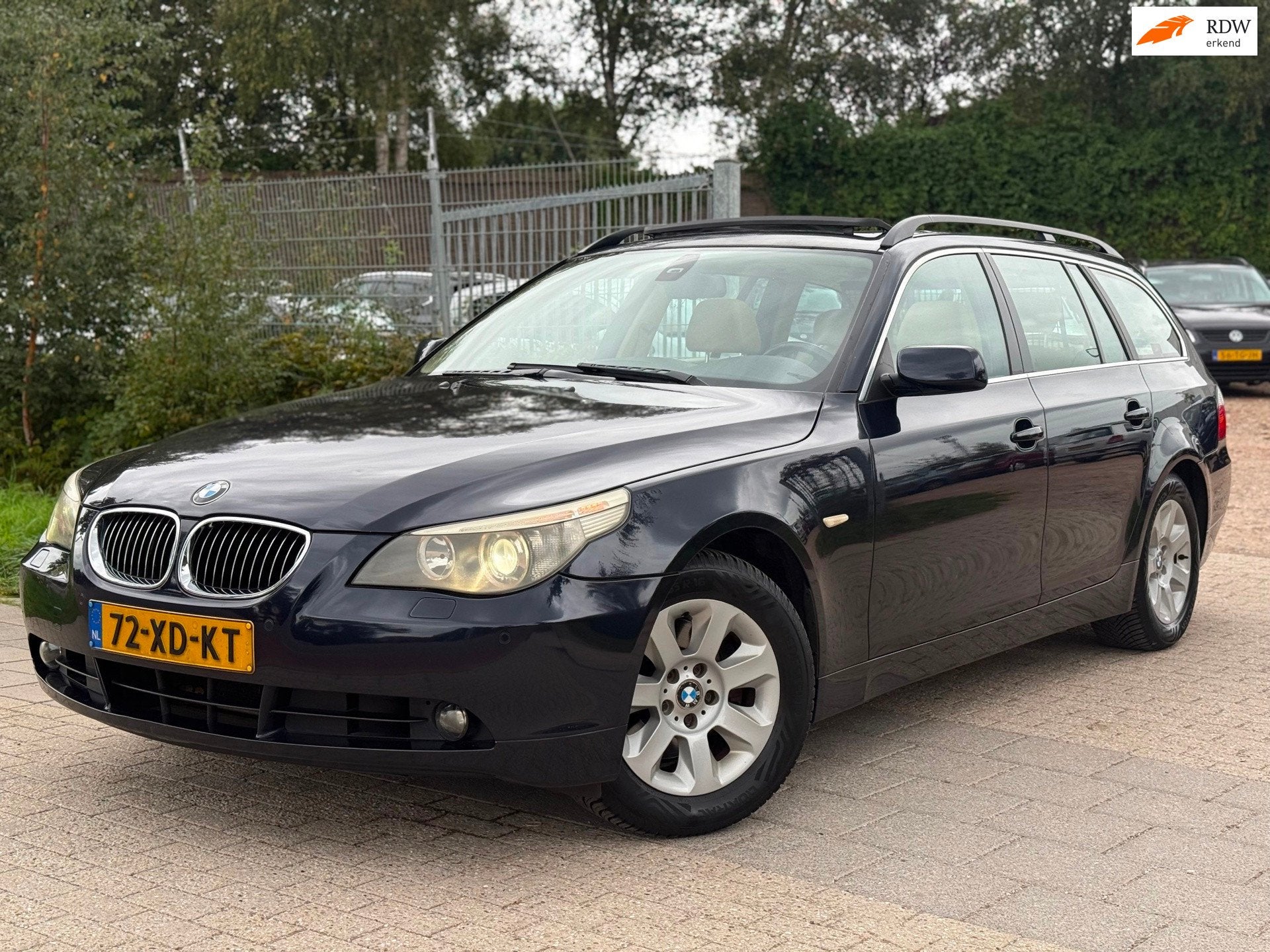 BMW 5-serie Touring 525i Executive AIRCO CRUISE PANO PDC, Auto's, Achterwielaandrijving, 2497 cc, Blauw, Handgeschakeld