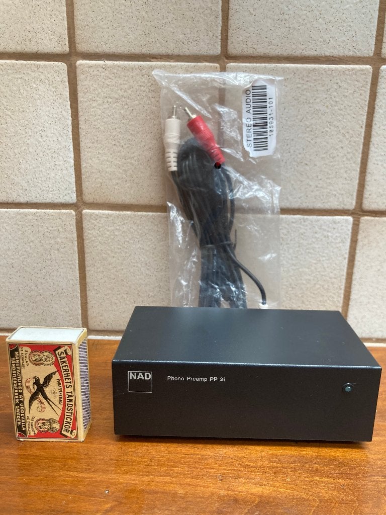 NAD PP 2i phone preamp platenspeler voorversterker amplifier, Audio, Tv en Foto, Versterkers en Receivers, Zo goed als nieuw, Minder dan 60 watt
