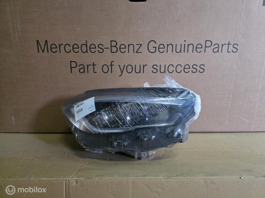 Mercedes GLA Koplamp rechts multibeam W247 A2479068401, Gebruikt, Ophalen of Verzenden