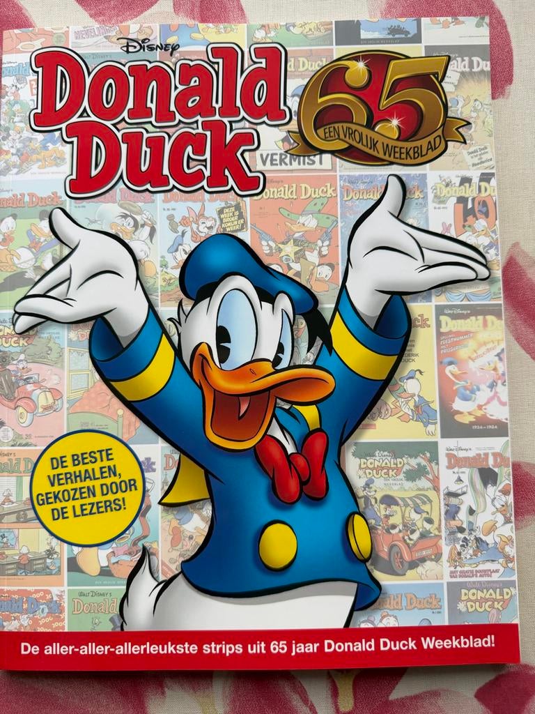 Donald Duck 65 en Mickey Mouse 50 jaar. Jubileumuitgave/boek, Meerdere stripboeken, Ophalen of Verzenden, Zo goed als nieuw
