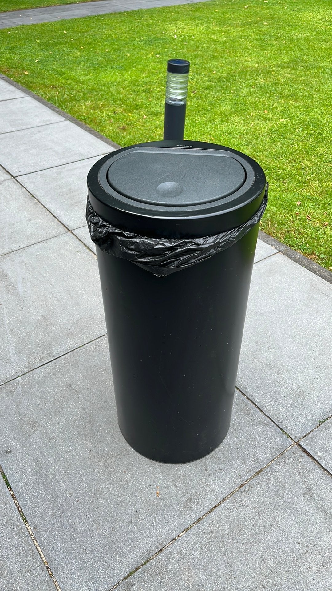 Brabantia prullebak zwart, 40 liter of meer, Ophalen of Verzenden, Minder dan 50 cm