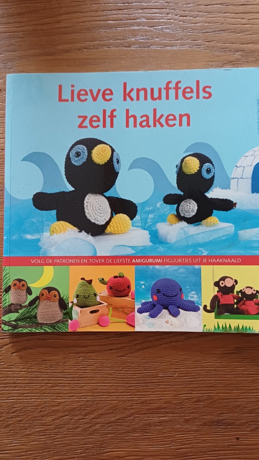 Lieve knuffels zelf haken - Amigurumi boek, Ophalen of Verzenden, Zo goed als nieuw