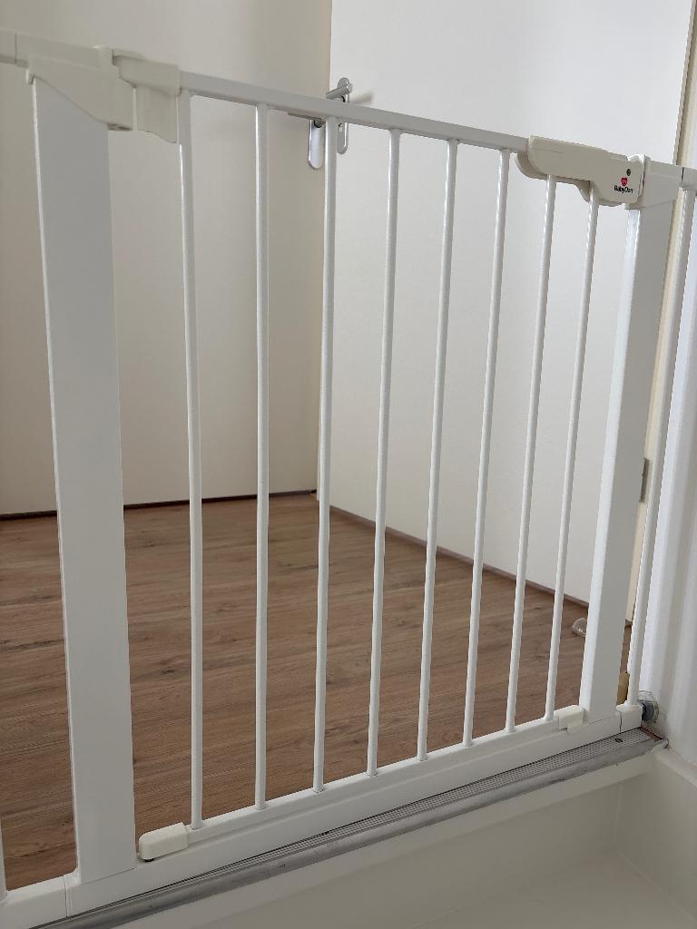 BabyDan Premier Traphekje Zonder Boren - Klembevestiging, Ophalen, Zo goed als nieuw, Klemhekje, Metaal of IJzer