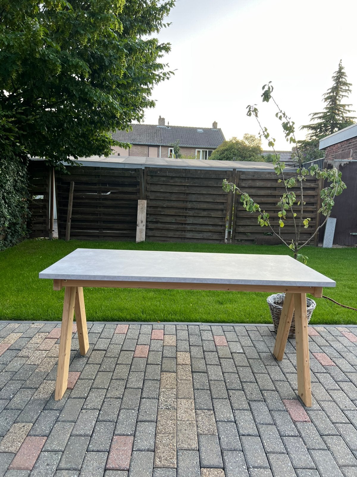 Eettafel / Tuintafel, Ophalen, 50 tot 100 cm, Zo goed als nieuw, 150 tot 200 cm