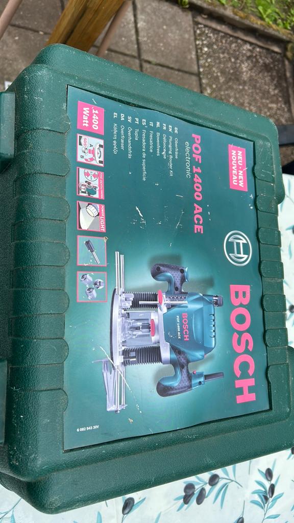 Bosch bovenfrees, Doe-het-zelf en Verbouw, Ophalen, Zo goed als nieuw, Boormachine