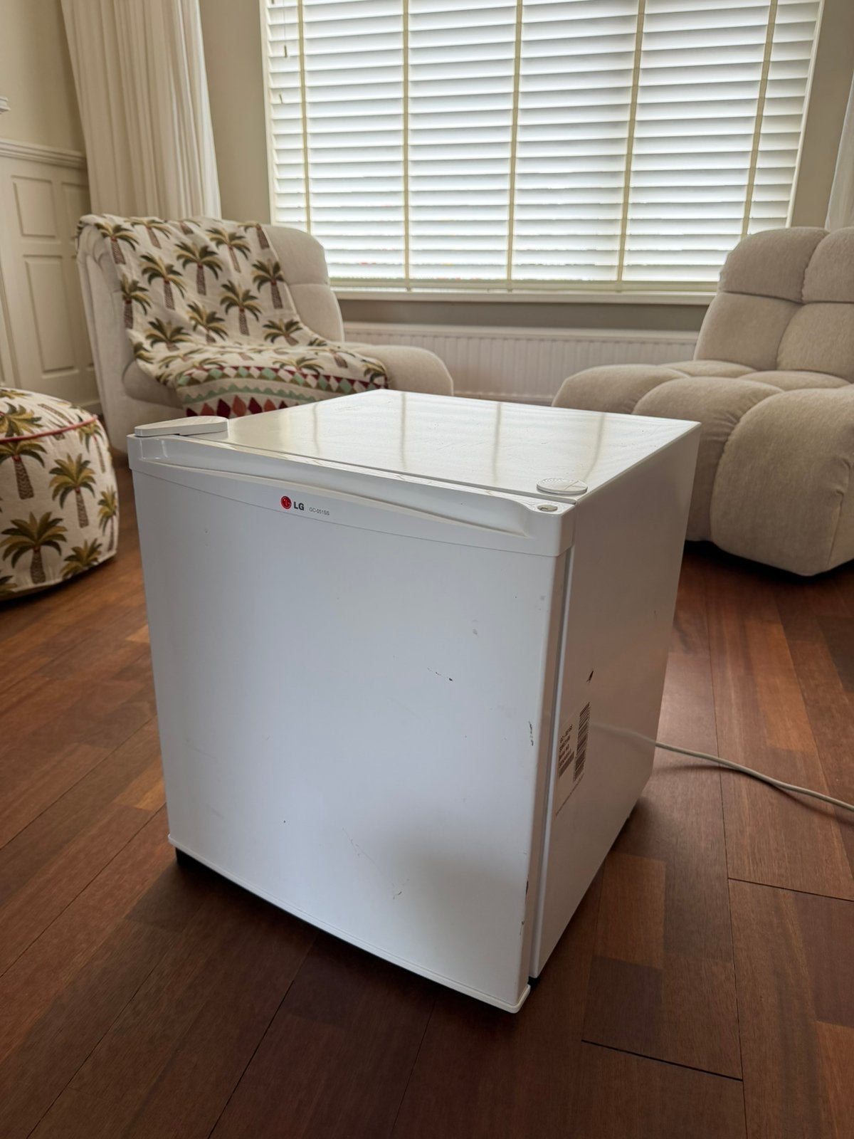 Compacte LG koelkast met vriesvak, Witgoed en Apparatuur, Ophalen, Gebruikt, Minder dan 85 cm, Minder dan 60 cm
