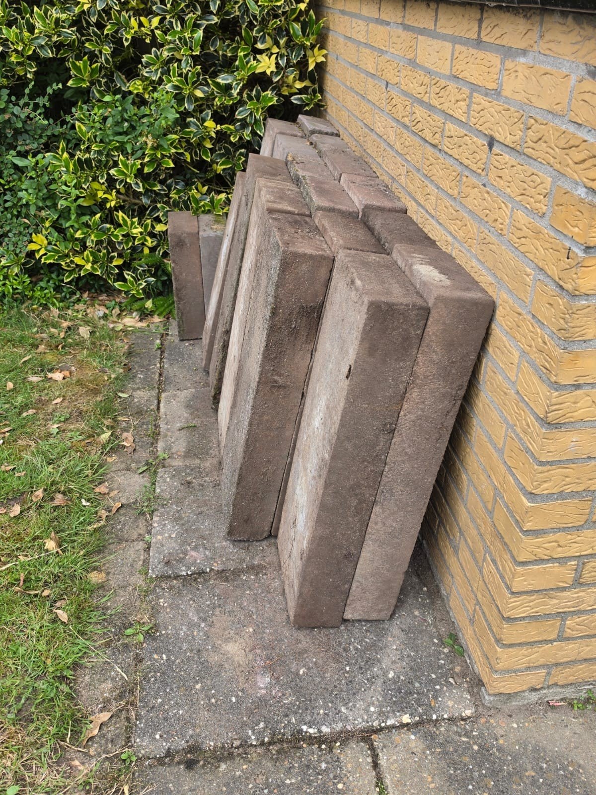 Gratis op te halen: opsluitblokken of tuintrapblokken, Tuin en Terras, Ophalen, Gebruikt, Beton, Overige typen