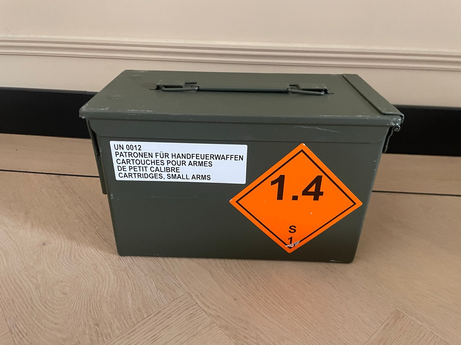 Munitiekist - Militaire opslagbox, Verzamelen, Militaria | Algemeen, Ophalen of Verzenden, Overige soorten, Overige gebieden, Kist of Geocache
