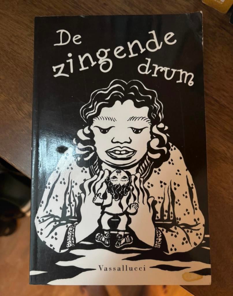 M. van Mil - De zingende drum, Ophalen of Verzenden, Zo goed als nieuw, M. van Mil