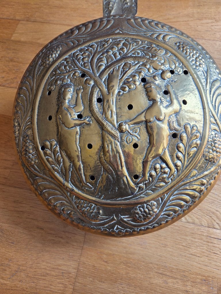 Antieke koperen beddenpan met Bijbelse voorstelling, Antiek en Kunst, Ophalen of Verzenden, Koper