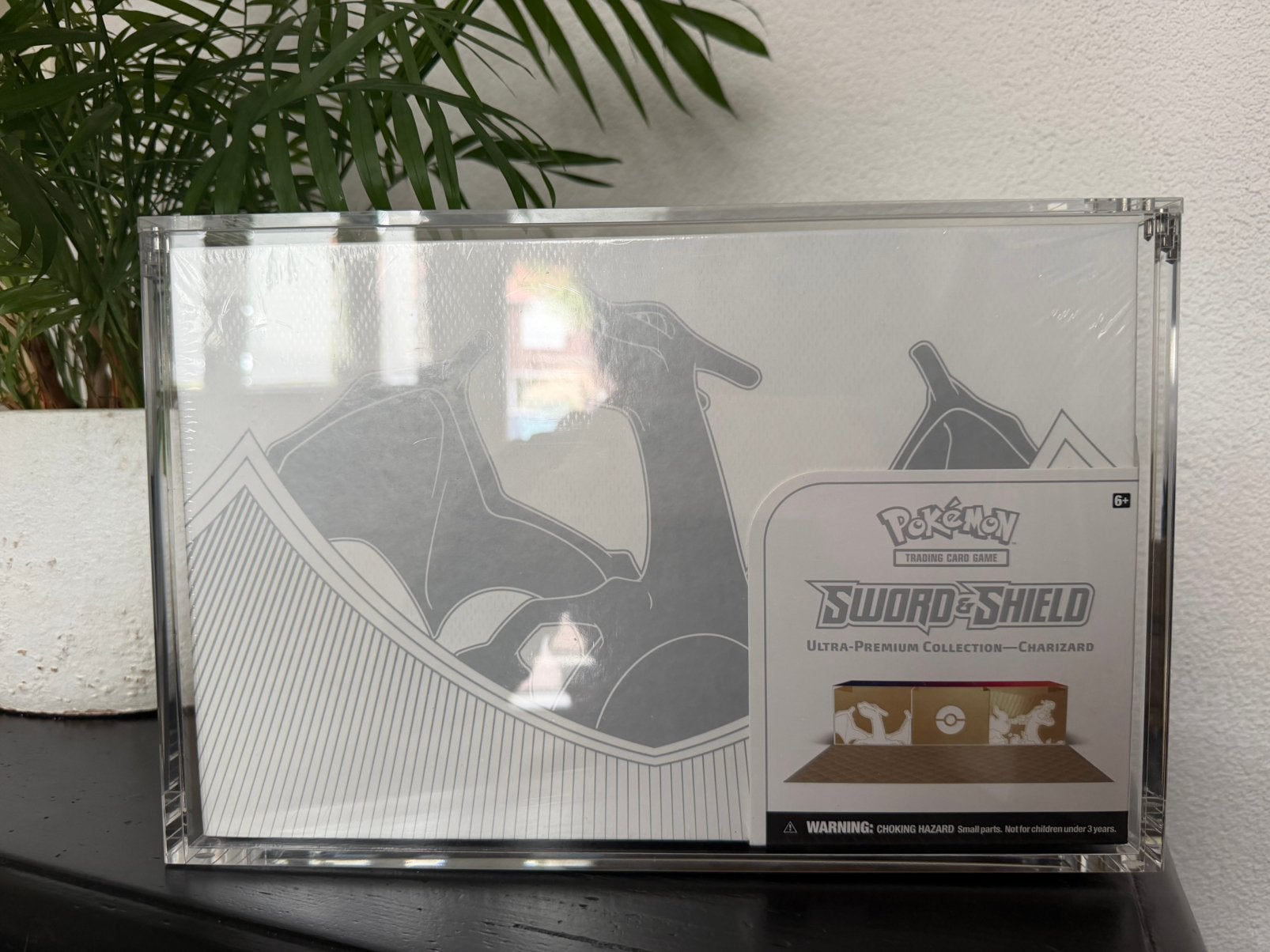 Charizard Sword & Shield UPC & Acryl, Hobby en Vrije tijd, Verzamelkaartspellen | Pokémon, Ophalen of Verzenden, Zo goed als nieuw