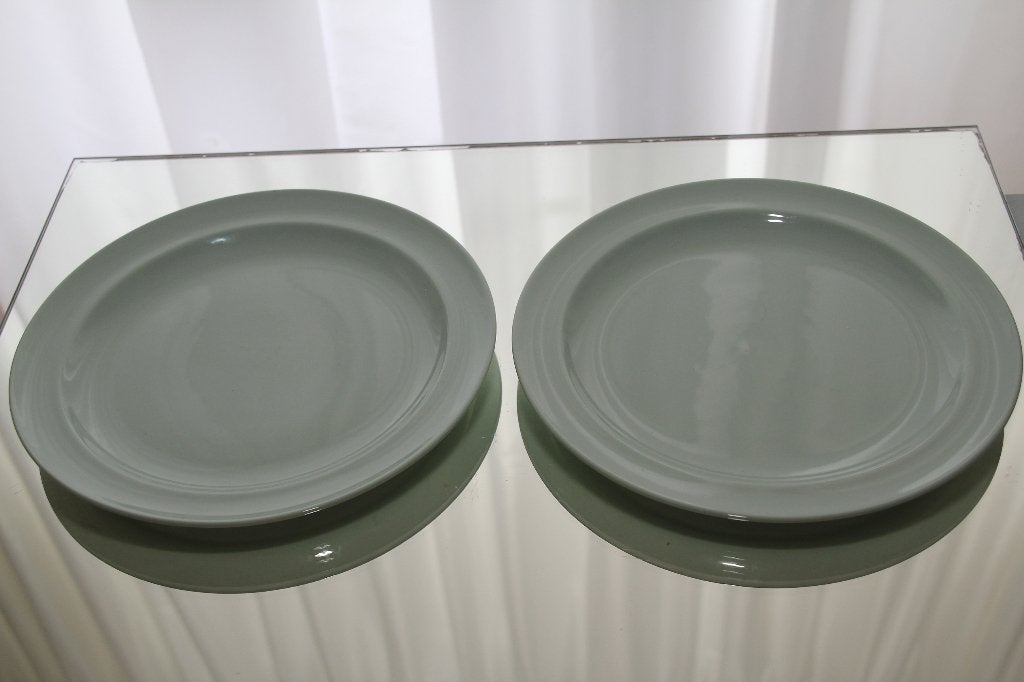 Twee Goedewaagen celadon dinerborden, Antiek en Kunst, Antiek | Servies los, Ophalen
