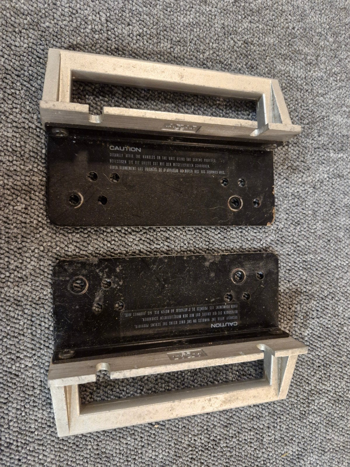 AKAI rack handles, Ophalen of Verzenden