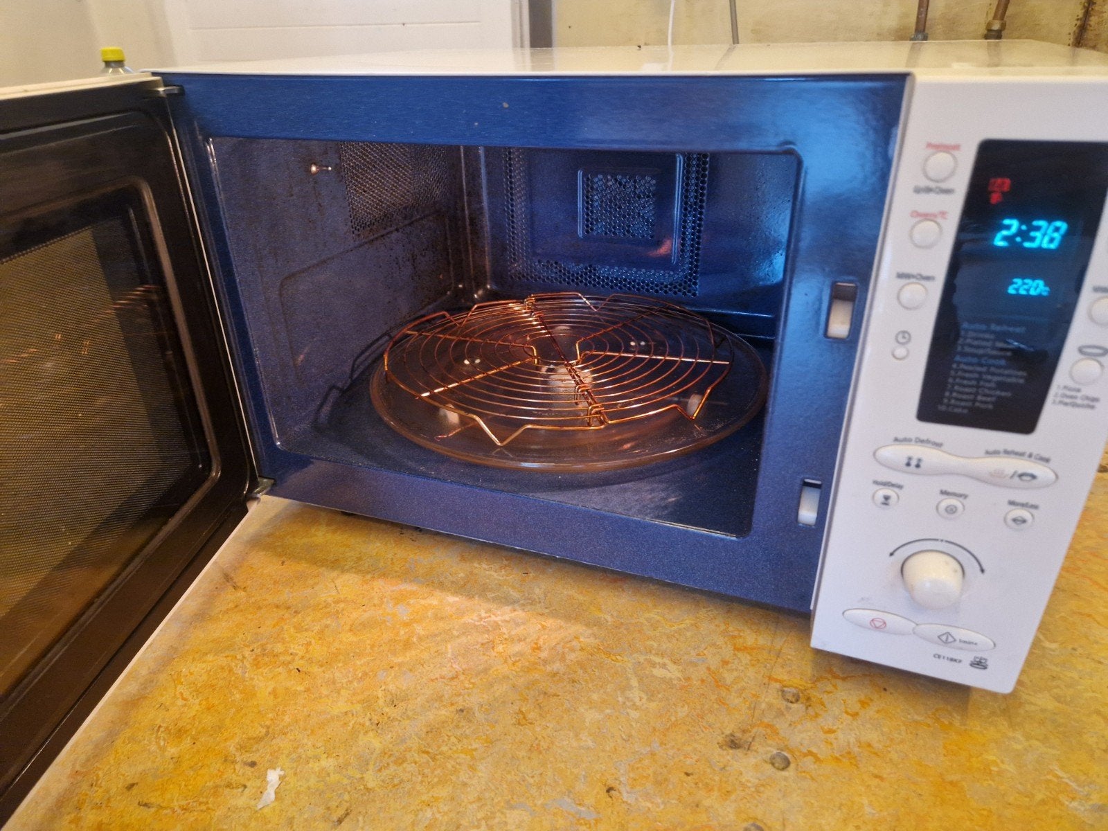Samsung Combimagnetron CE118KF - Wit/Blauw, Ophalen, Combimagnetron, Gebruikt, Draaiplateau
