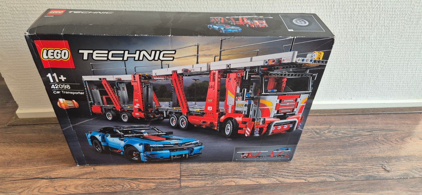 Lego Technic 42098 Car Transporter - Nieuw, doos beschadigd, Ophalen, Gebruikt