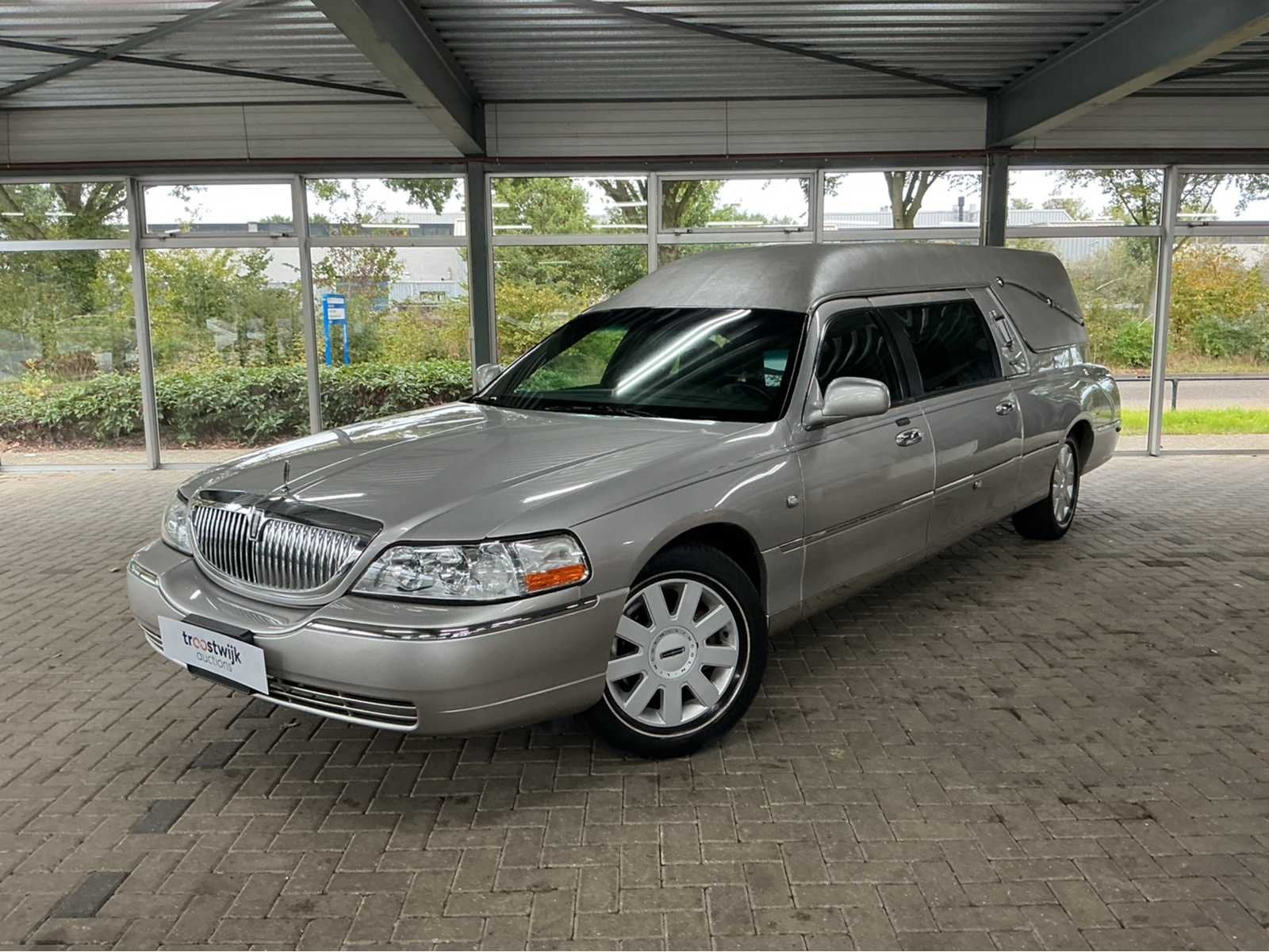 Lincoln Town Car S&S Coach 4.6 V8 Automaat – Rouwauto uit, Auto's, Gebruikt, Bedrijf, Overige carrosserieën, Town Car