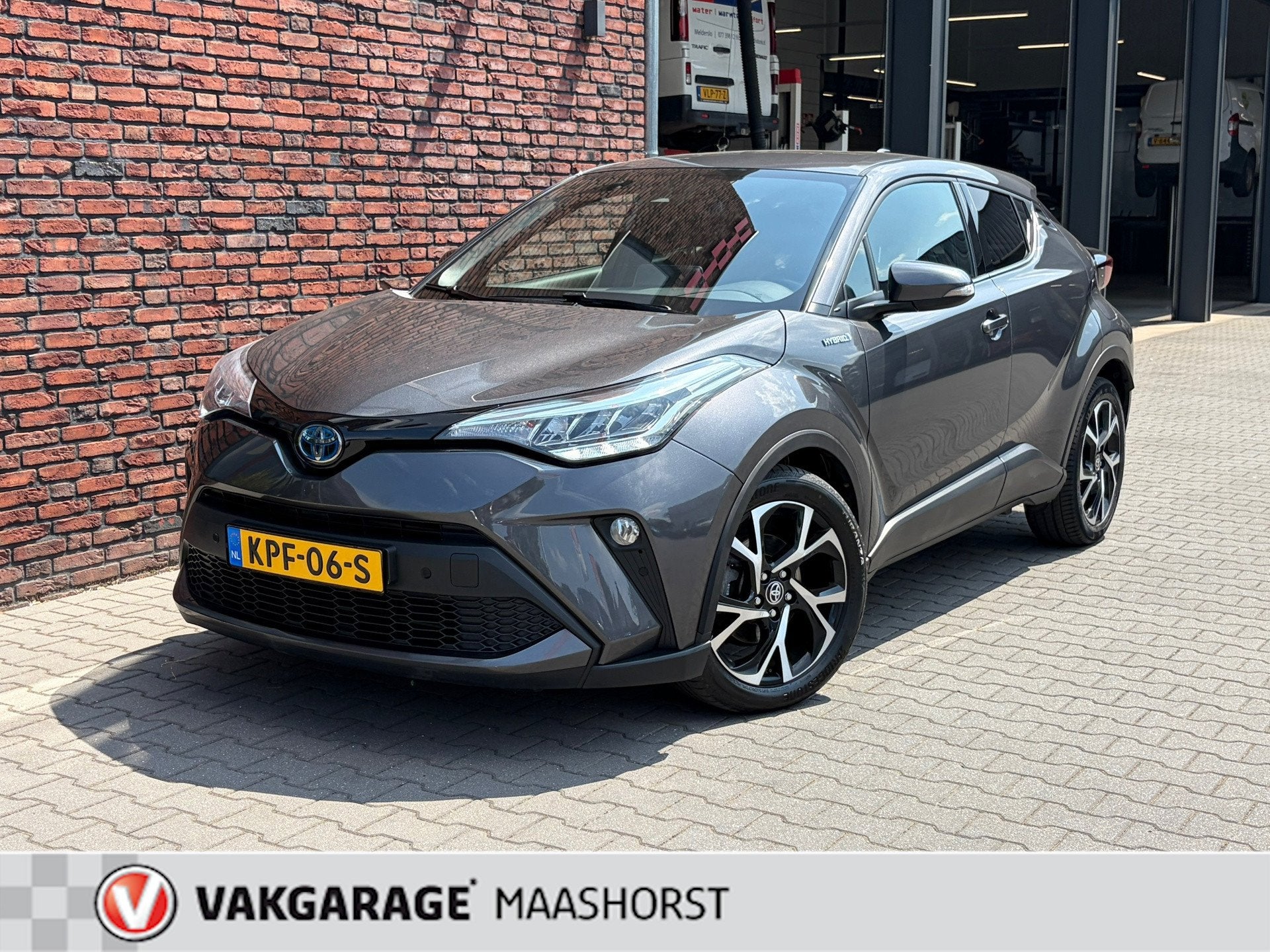 Toyota C-HR 1.8 Hybrid Style AchteruitrijCam/Adapt.Cruise/PD, Auto's, 12 maanden, Stof, Euro 6, 4 cilinders