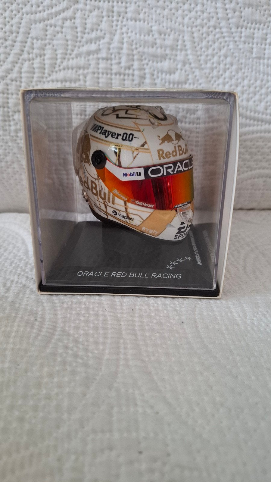 Max Verstappen Helm 1:4 2024 - World Champion Collectie, Overige merken, 1:50 of kleiner, Verzenden, Overige typen