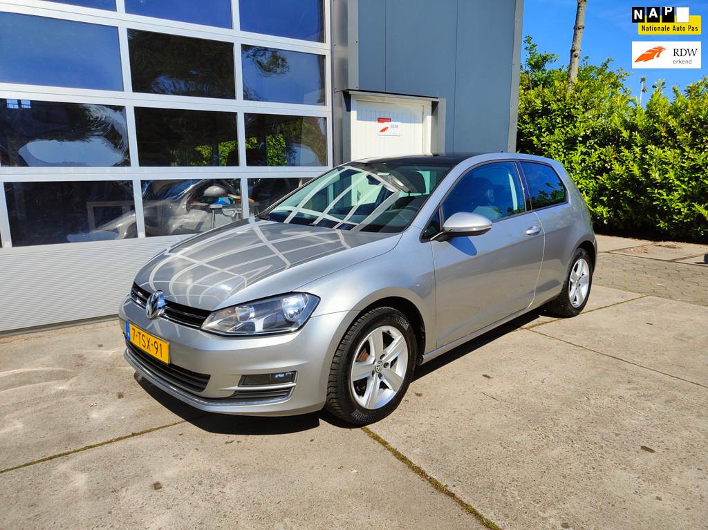 Volkswagen Golf 1.2 TSI Highline, Voorwielaandrijving, Euro 5, Gebruikt, 4 cilinders