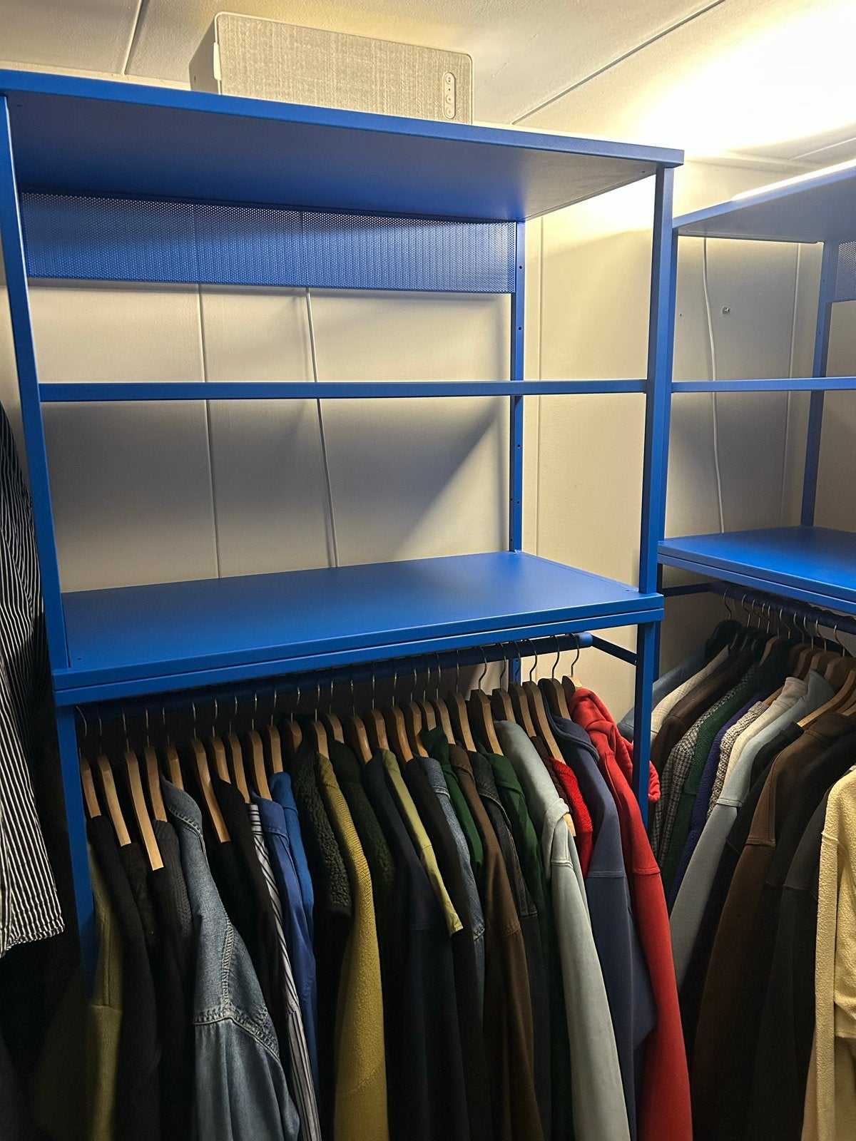 IKEA PLATSA – 4 hang + 4 planken – blauw, Ophalen, 50 tot 100 cm, Zo goed als nieuw, Metaal