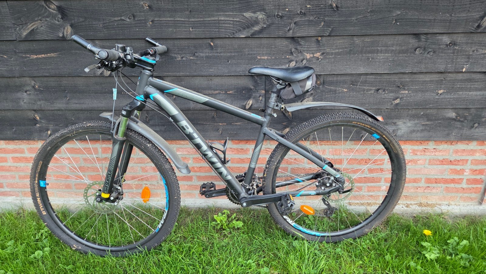 Btwin Rockrider ST 520 Mountainbike - Zo goed als nieuw, Fietsen en Brommers, Vering, Zo goed als nieuw, Meer dan 20 versnellingen