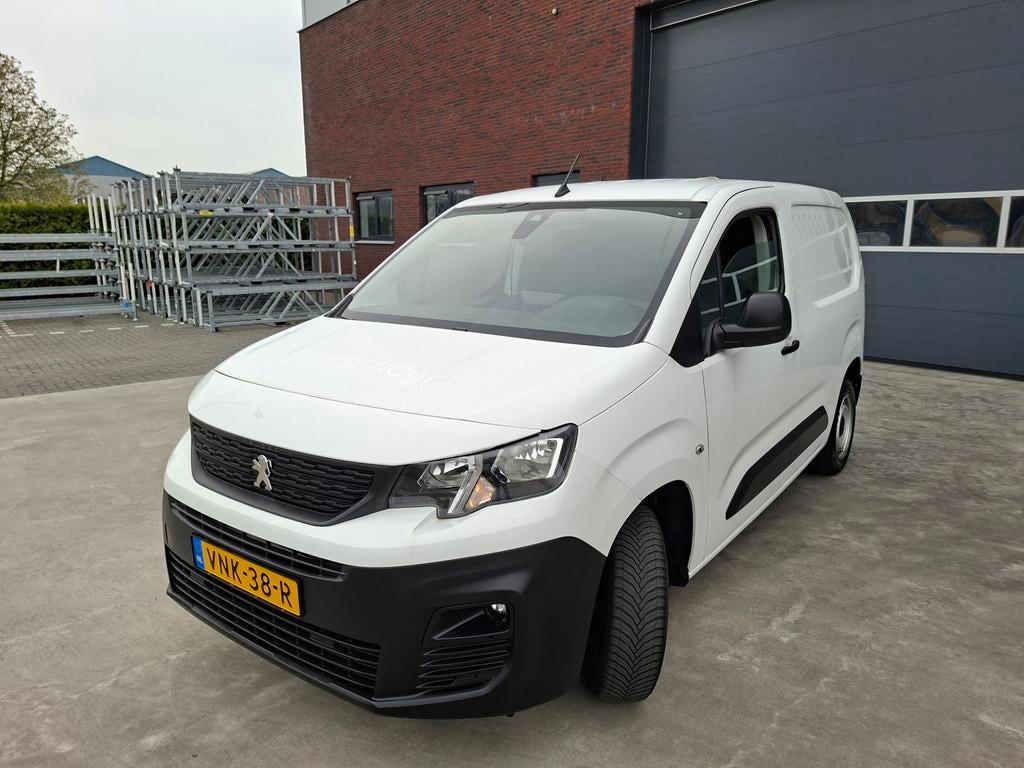 Peugeot Partner 1.5 BlueHDI Premium AIRCO/Schuifdeur Euro 6, Stof, Gebruikt, 4 cilinders, Wit
