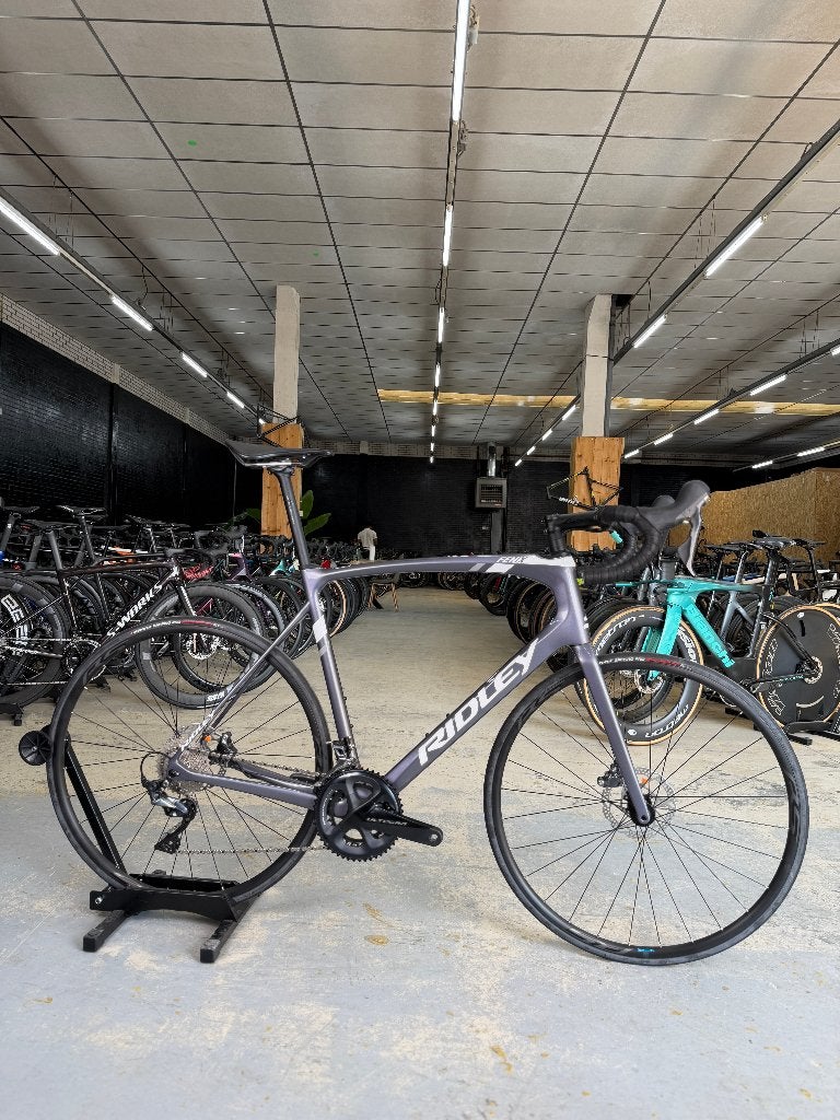 NIEUW Ridley Fenix Carbon Racefiets