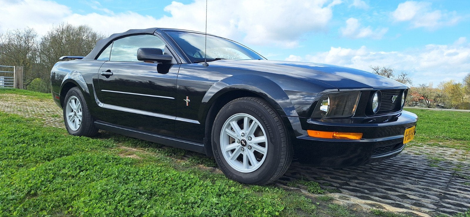 Ford Mustang Cabriolet 2005 V6 4.0, Auto's, Ford, Achterwielaandrijving, Cabriolet, Zwart, 205 pk