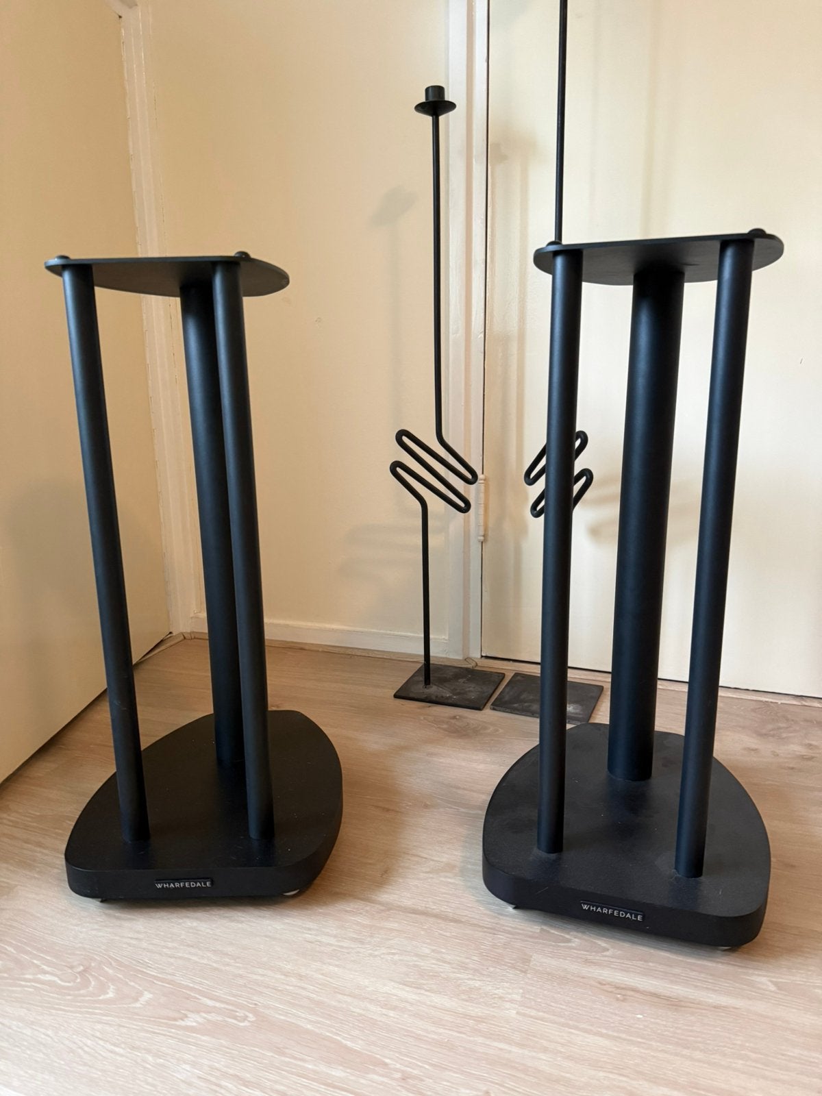 Wharfedale evo 4 speaker standaard, Ophalen, Zo goed als nieuw, Minder dan 60 watt, Overige merken