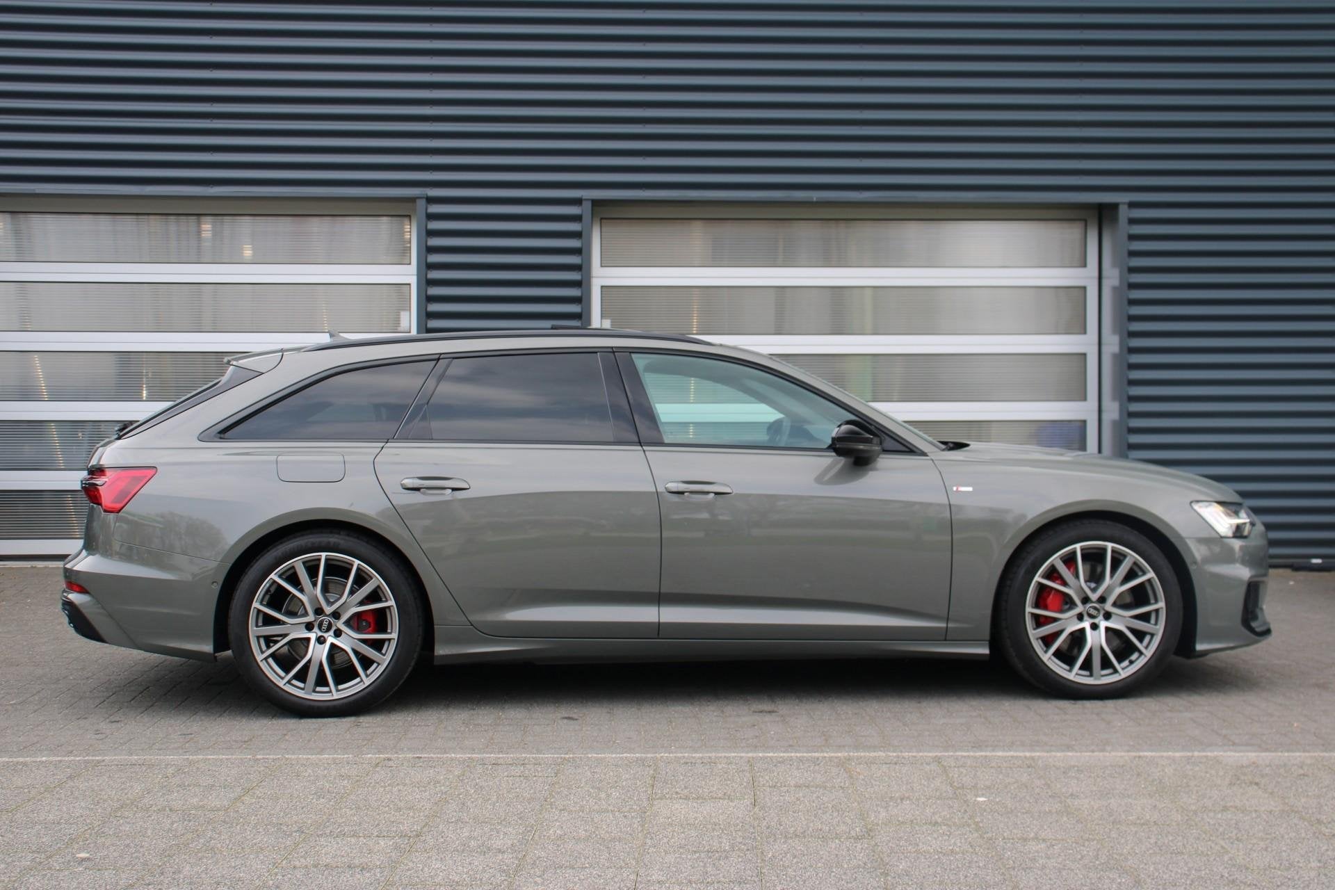 Audi A6 Avant 55 TFSIe 367pk quattro Pro Line S Competition, Auto's, Audi, Automaat, 12 maanden, Gebruikt, 4 cilinders