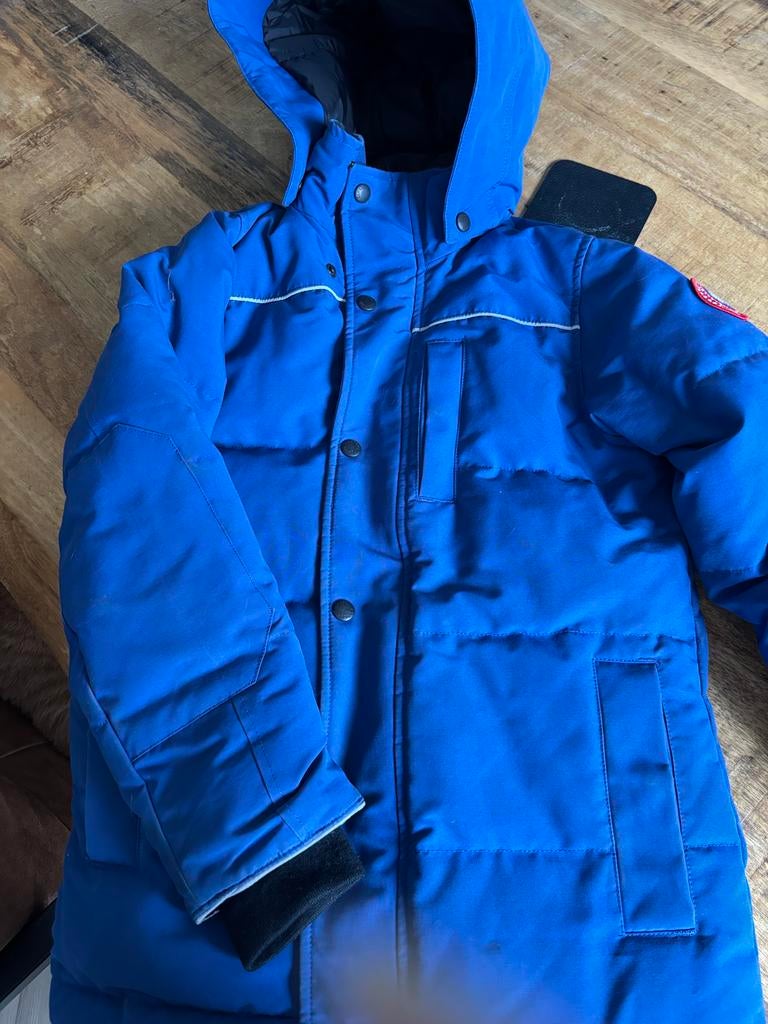 Originele Canada Goose winterjas voor jongens, maat 10-12, Kinderen en Baby's, Kinderkleding | Maat 146, Ophalen of Verzenden