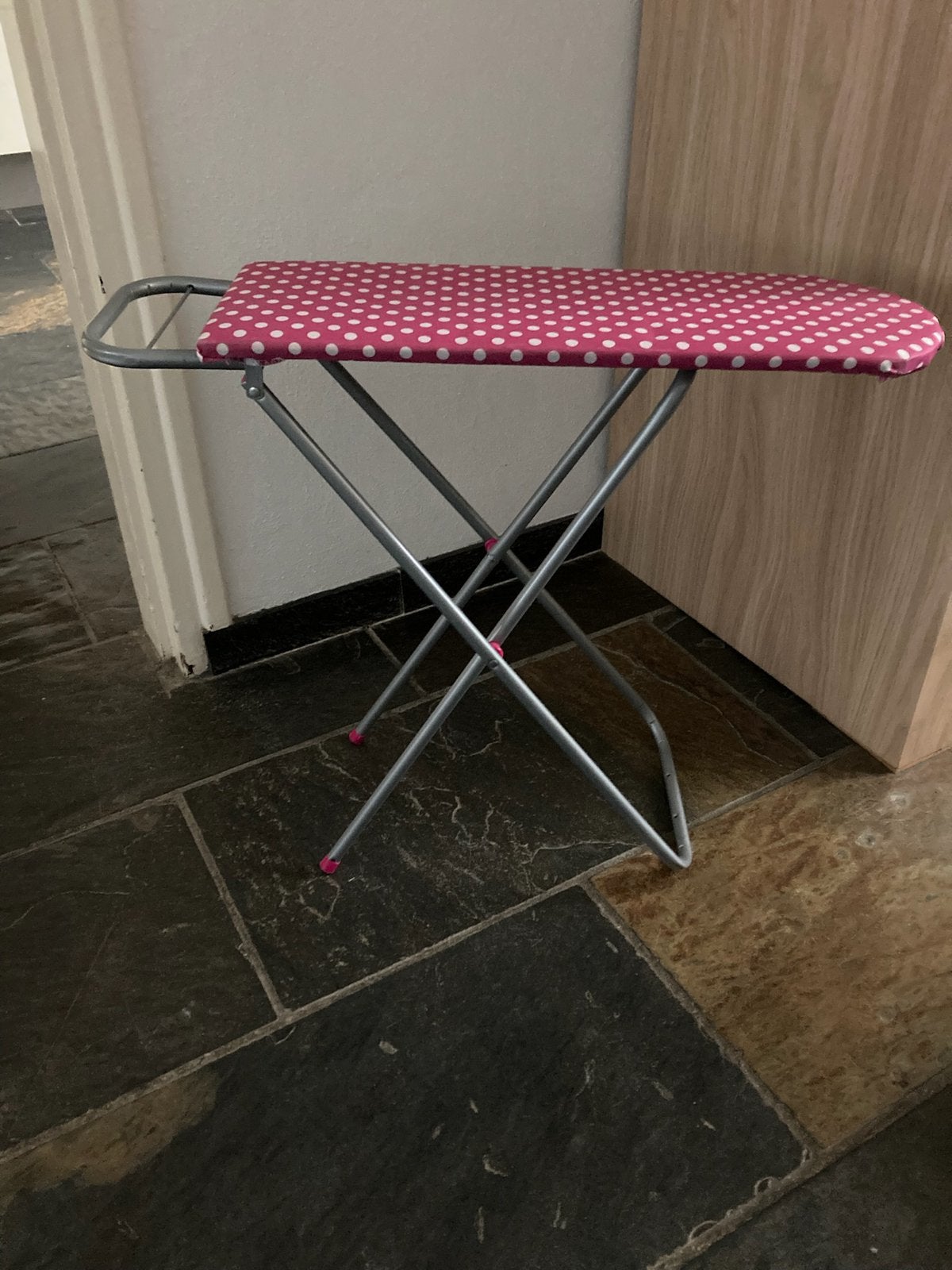 Speelgoed strijkplank 50cm hoog, Kinderen en Baby's, Ophalen of Verzenden, Zo goed als nieuw